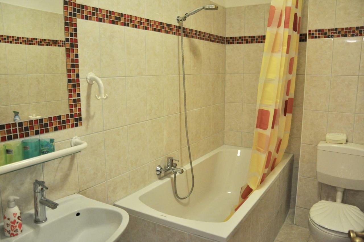Ferienwohnung "Am Nordertor" Фленсбург Екстер'єр фото